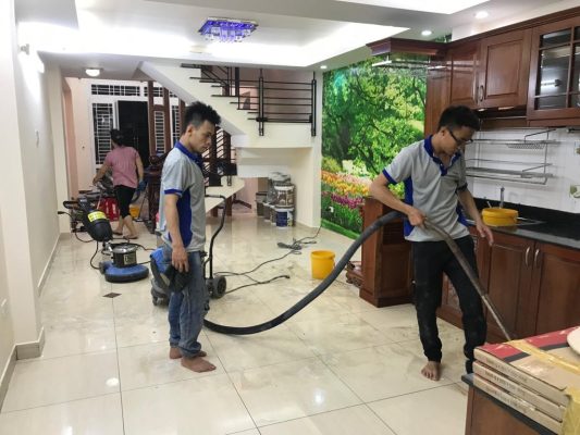 Những yếu tố ảnh hưởng đến giá dịch vụ vệ sinh nhà ở trọn gói