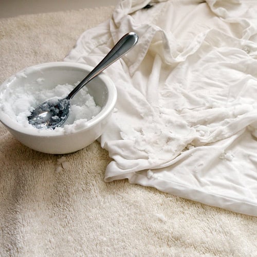 Loại bỏ vết ố vàng trên quần áo